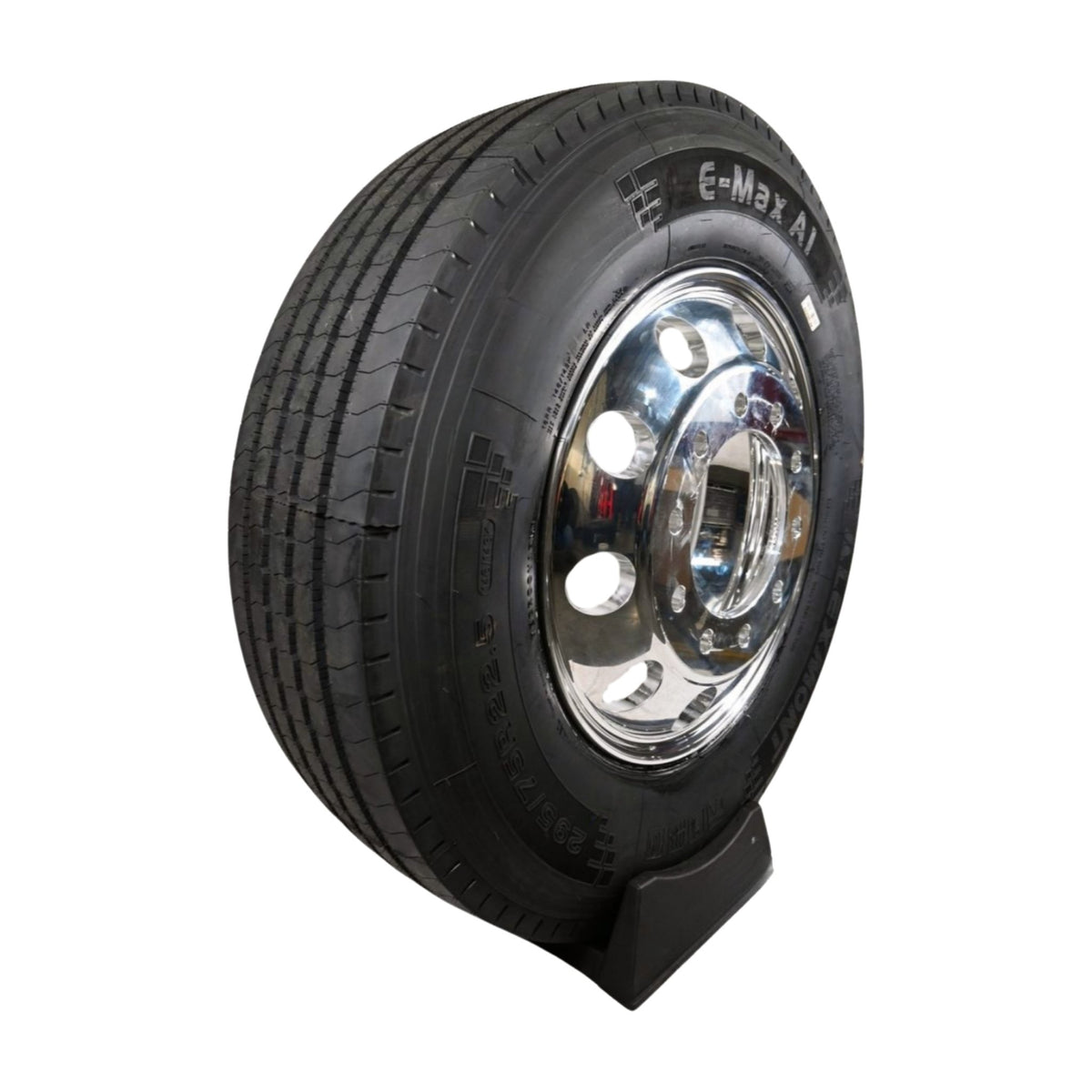 Lexmont A1 All - Position Flatbed Tire 295/75R22.5 - 20/32" Tread Depth 16 - Ply EMAX-A1 - Lexmont - FLEETPRO PARTS & TIRES