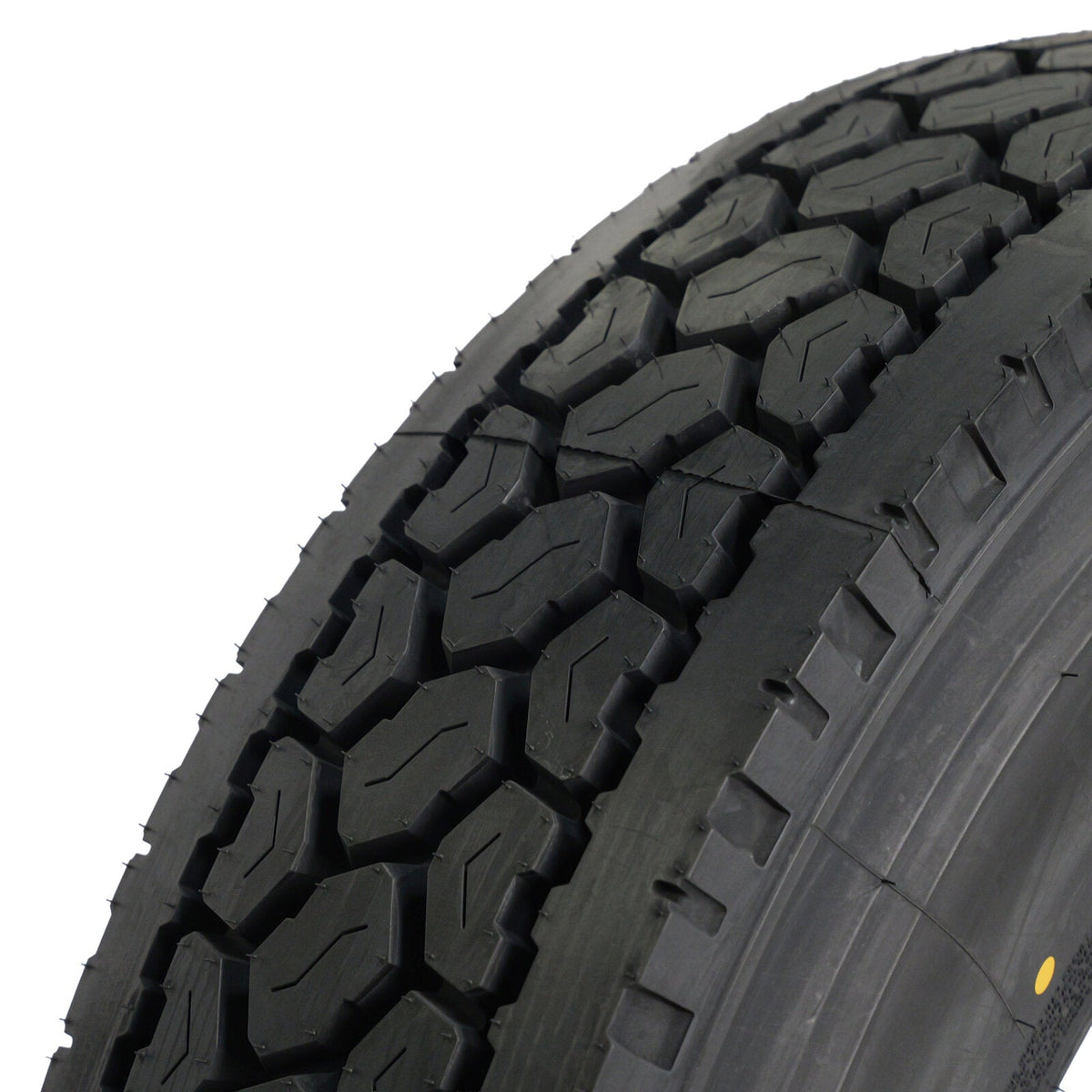 Lexmont D1 Drive Tire 11R22.5 - 28/32" Tread Depth 16-Ply EMAX-D1-11R22 - Lexmont - FLEETPRO PARTS & TIRES