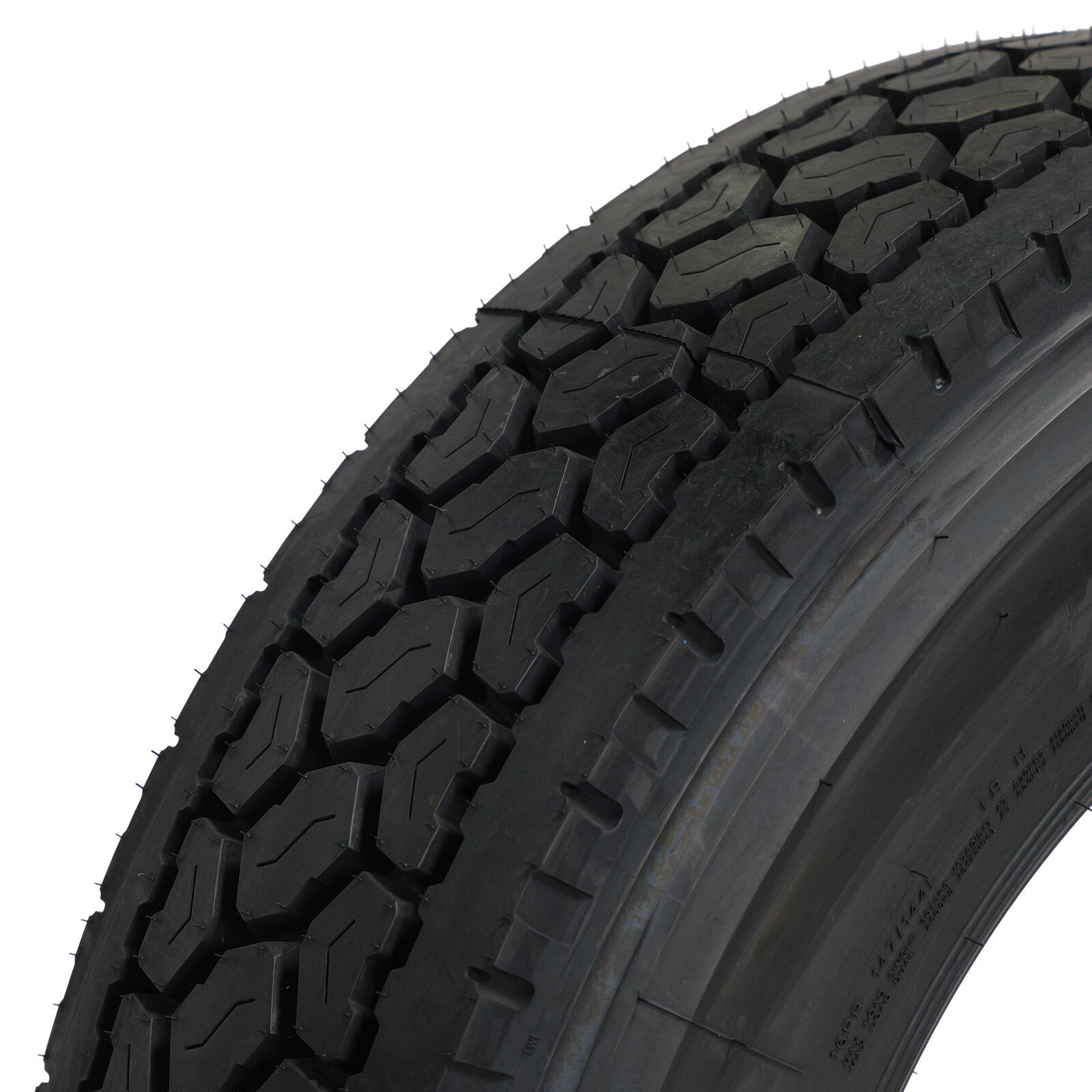 Lexmont D1 Drive Tire 285/75R24.5 - 28/32" Tread Depth 16-Ply EMAX-D1-285-24 - Lexmont - FLEETPRO PARTS & TIRES