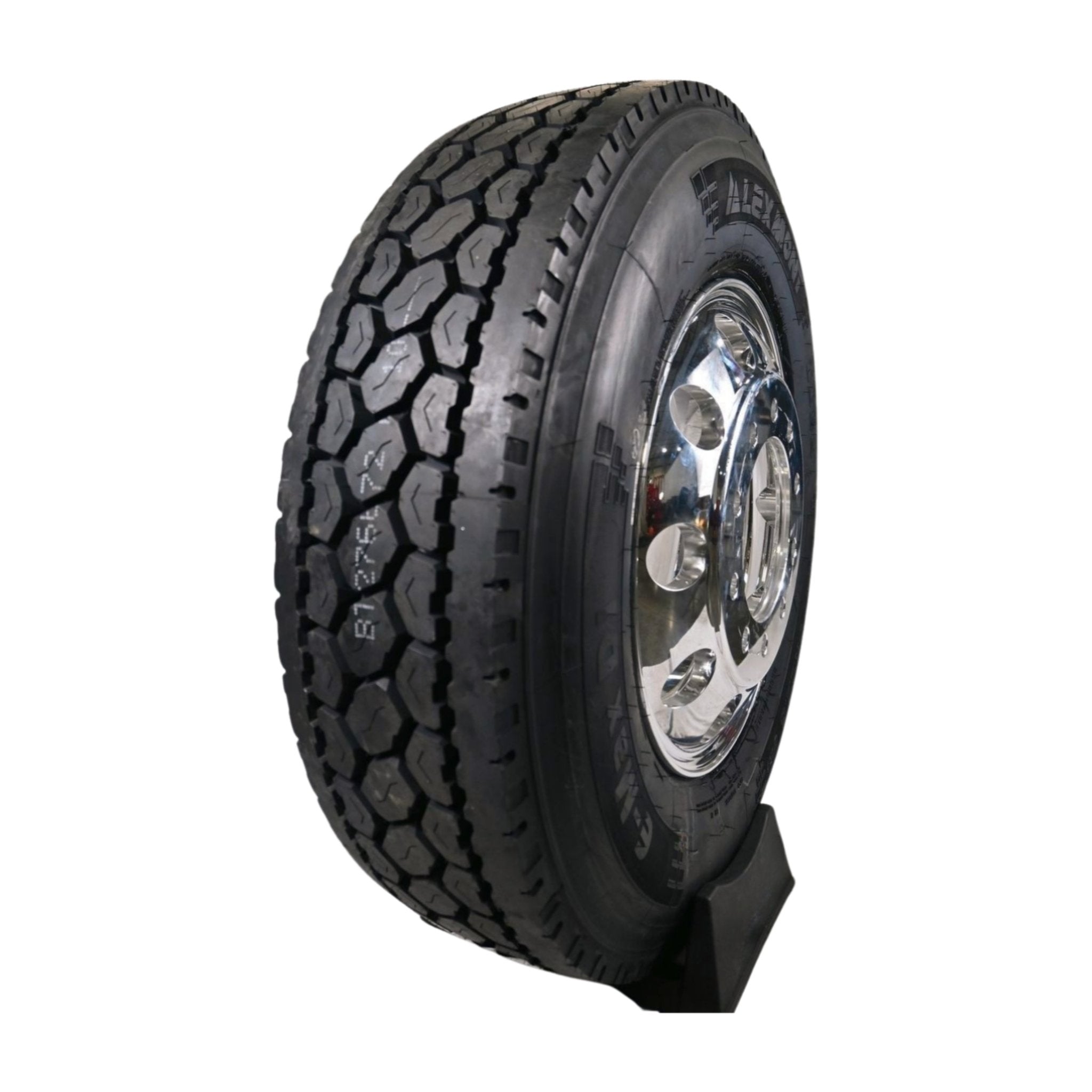 Lexmont D1 Drive Tire 295/75R22.5 - 28/32" Tread Depth 16 - Ply EMAX-D1 - Lexmont - FLEETPRO PARTS & TIRES