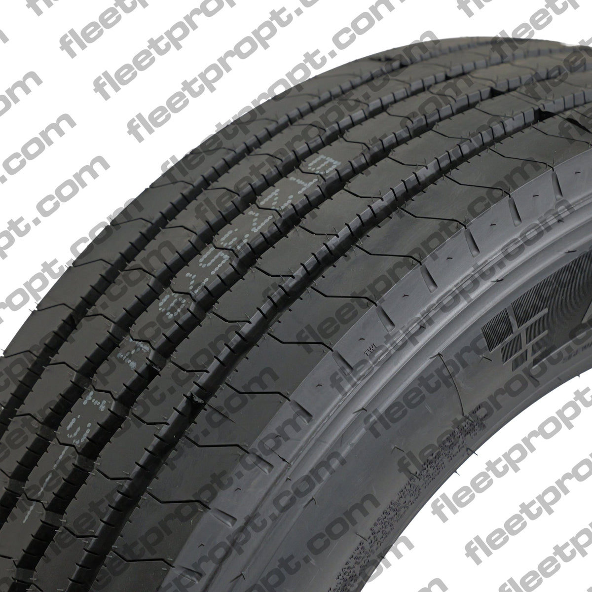 Lexmont A1 Step Deck Tire 255/70R22.5 - 17/32" Tread Depth 16 - Ply SD-A1 - Lexmont - FLEETPRO PARTS & TIRES
