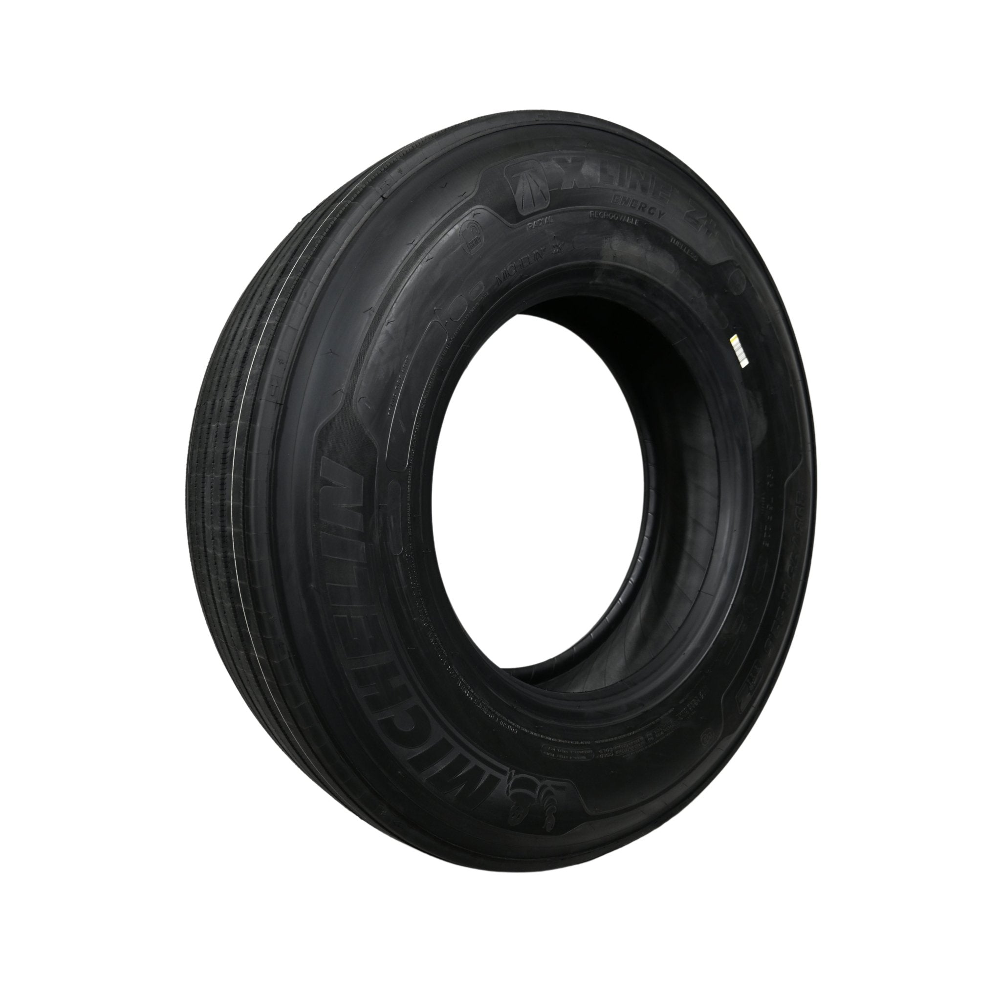 Michelin X Line Energy Z+ 295/75R22.5 Steer Tire – 16 - Ply XLINE295 - Michelin - FLEETPRO PARTS & TIRES