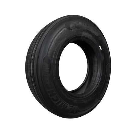 Michelin X Line Energy Z+ 295/75R22.5 Steer Tire – 16 - Ply XLINE295 - Michelin - FLEETPRO PARTS & TIRES
